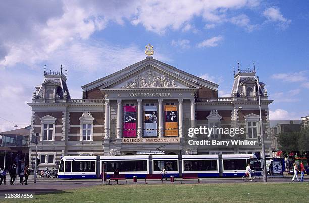 concertgebouw, concert hall with tram - concertgebouw stockfoto's en -beelden