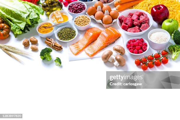 surtido de varios tipos de tipos de alimentos con antecedentes - carbohidrato fotografías e imágenes de stock
