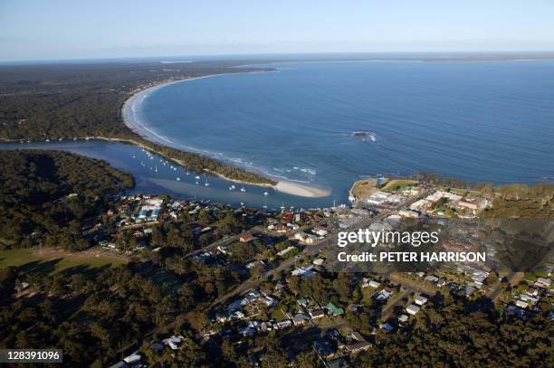 aerial view of huskisson, nsw, australia - jervis bay stock pictures, royalty-free photos & images