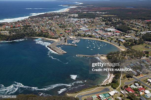aerial view of ulladulla, nsw, australia - shoalhaven stock pictures, royalty-free photos & images