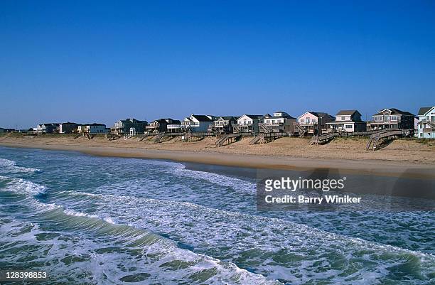beachfront homes, atlantic, nags head - outer banks stock pictures, royalty-free photos & images