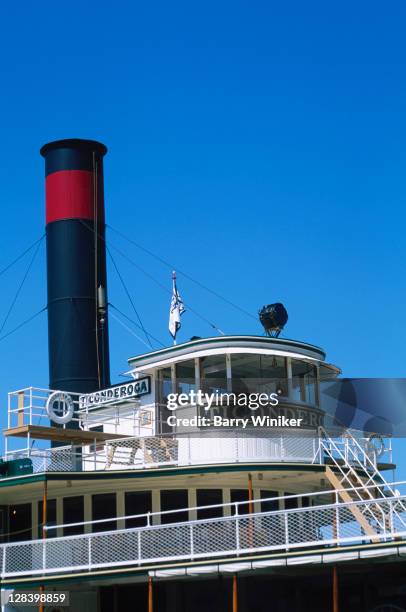 sidewheel steamboat, shelburne museum, ticonderoga - shelburne museum stock pictures, royalty-free photos & images