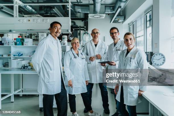 Lab Team Portrait Photos and Premium High Res Pictures - Getty Images