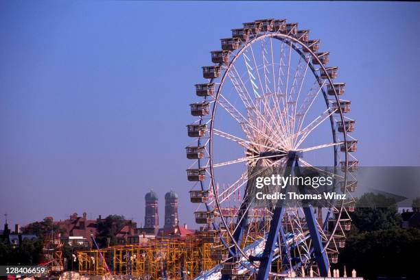 ferris wheel, beer fest, munich, germany - bierfest stock-fotos und bilder
