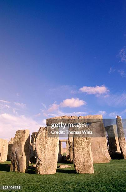 stonehenge, england - stonehenge stock pictures, royalty-free photos & images