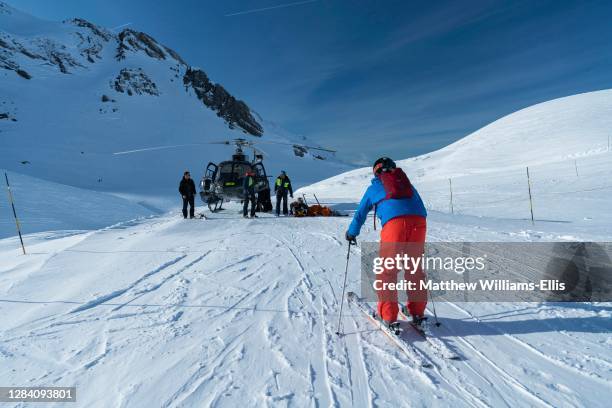 Alpine Rescue Alpine Rescue Team Photos and Premium High Res Pictures - Getty Images