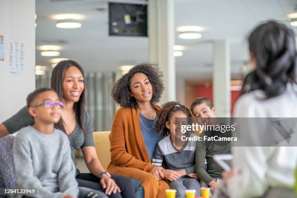 family support group - parent support group stock pictures, royalty-free photos & images