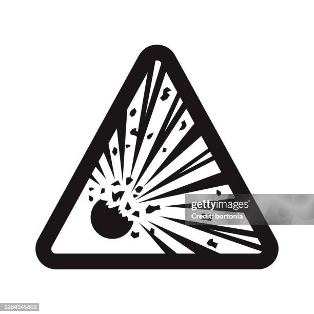 illustrazioni stock, clip art, cartoni animati e icone di tendenza di icona esplosiva su sfondo trasparente - esplosivo