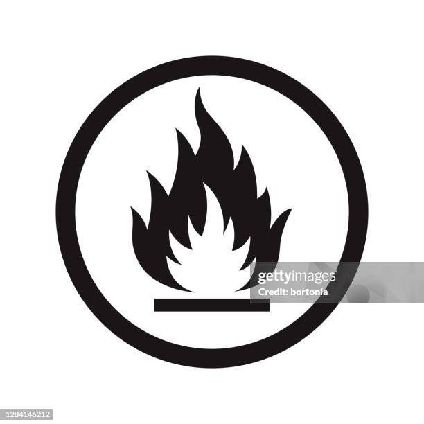 entzündbare ikone auf transparentem hintergrund - brennbar stock-grafiken, -clipart, -cartoons und -symbole