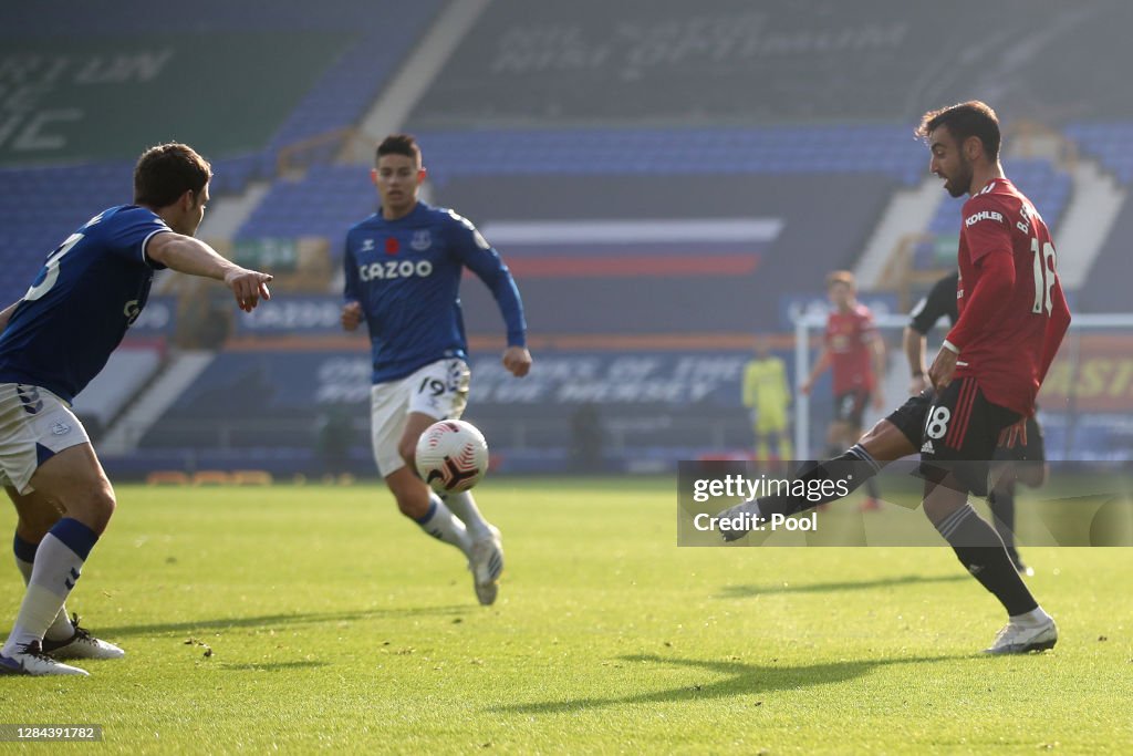 Everton v Manchester United - Premier League