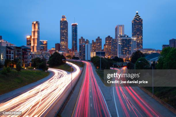traffic, atlanta, georgia, america - atlanta skyline car stock pictures, royalty-free photos & images