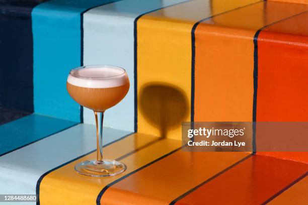 amaretto sour - rum stockfoto's en -beelden