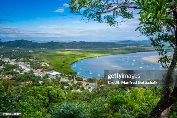 view of cooktown and the endeavour river from cook's lookout on grassy hill, cooktown, cape york penunsula, far north queensland, australia, june 15, 2017 - queensland-del-norte fotografías e imágenes de stock