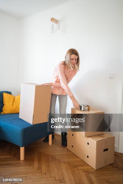 Overstuffed Couch Photos and Premium High Res Pictures - Getty Images
