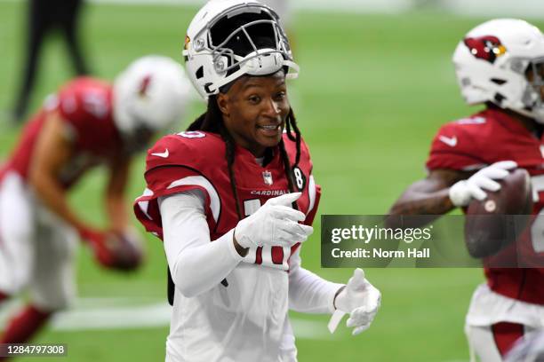 DeAndre Hopkins of the Arizona Cardinals prepares for a game against the Miami Dolphins at State Farm Stadium on November 08, 2020 in Glendale,...