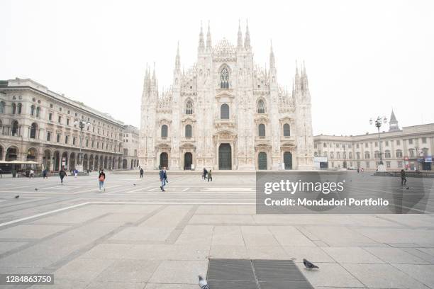 The Milan Cathedral and its semi-empty square of the same name during the first day of the new Milanese lockdown due to the Coronavirus pandemic ....