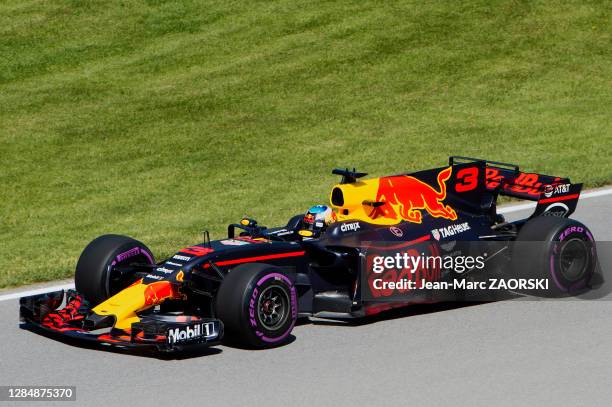 Daniel Ricciardo, pilote automobile australien, au volant de la Red Bull RB13, lors de la 3e séance d'essais libres du Grand-Prix du Canada, sur le...