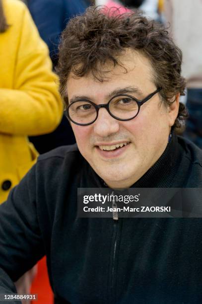 Portrait du médecin urgentiste Patrick Pelloux exerçant au SAMU de Paris basé à Necker, collaborateur de Charlie Hebdo et auteur de livres sur des...