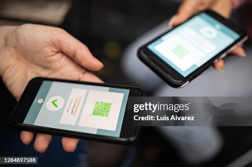 Personal tracking app with QR code Personal tracking app with QR code