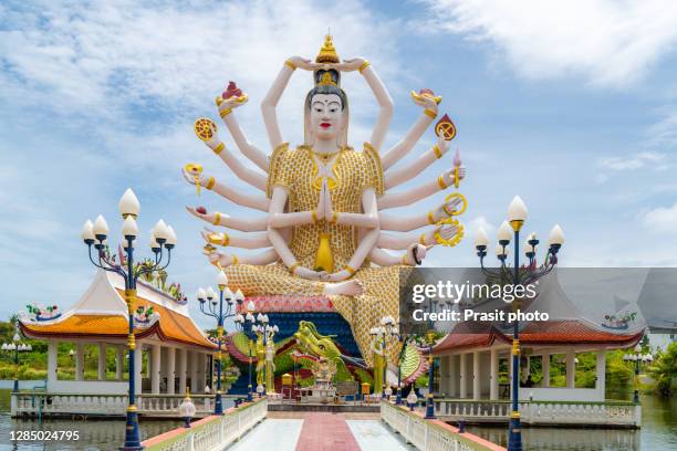 wat plai laem temple with 18 hands god statue (guanyin), koh samui, surat thani, thailand. - guanyin bodhisattva stock-fotos und bilder