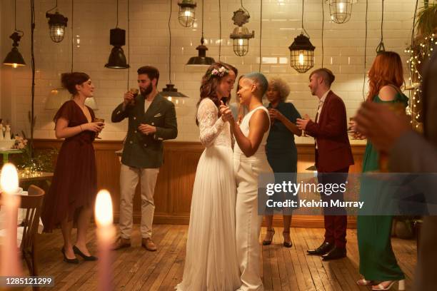 lesbian same sex wedding party. - wedding reception stockfoto's en -beelden