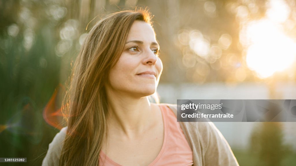 Retrato de mujer de mediana edad