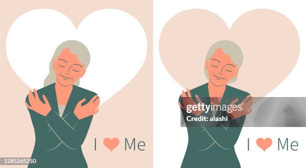 ilustraciones, imágenes clip art, dibujos animados e iconos de stock de sonriendo mujer mayor bonita abrazándose con los ojos cerrados y el fondo del corazón, me amo, me amo a mí mismo, autóctil - gray hair