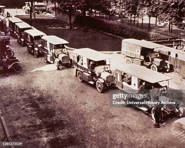 Ambulances carrying wounded Soldiers to Field Hospital No. 1, Neuilly, France, U.S. Army Signal Corps, June 7, 1918.