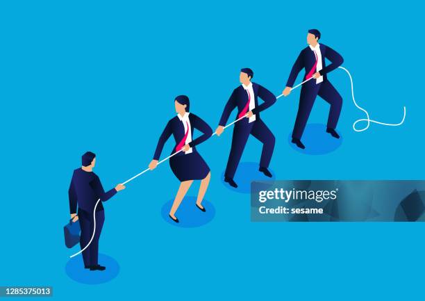 587点の綱引きイラスト素材 Getty Images 587点の綱引きイラスト素材 Getty Images