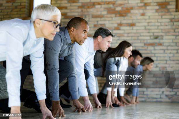 ¡listos, listos, listos! - cuestionario fotografías e imágenes de stock