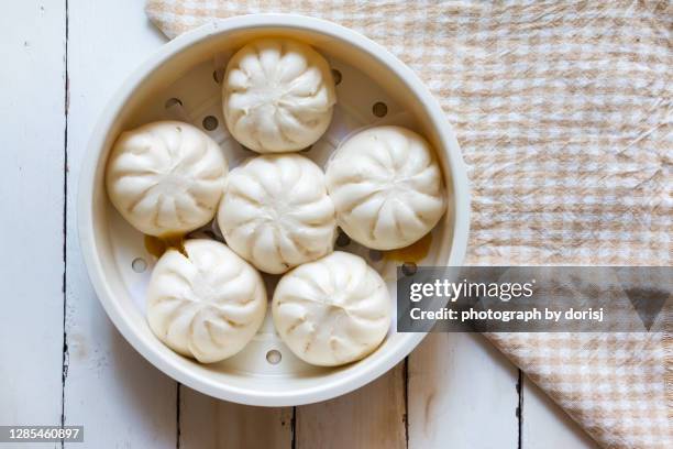 chinese steamed bun - dimsum stock pictures, royalty-free photos & images