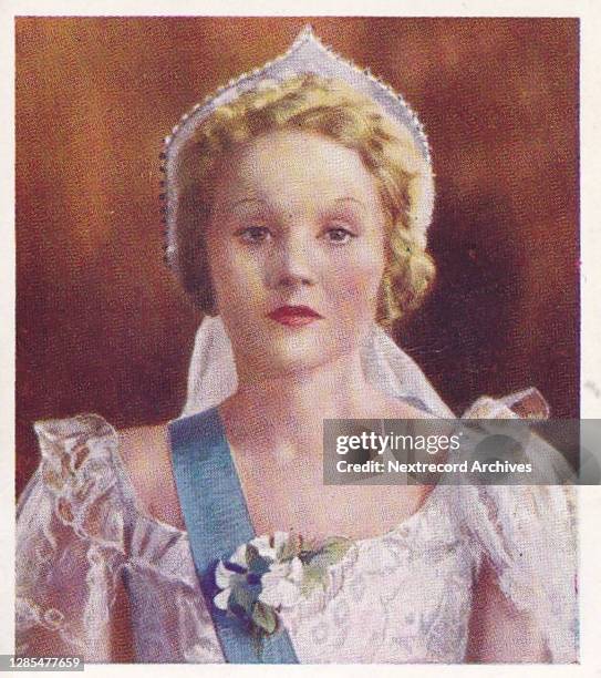 Collectible Godfrey Phillips Ltd tobacco card, Characters Come to Life series, published 1938, depicting film stills from classic Hollywood and...