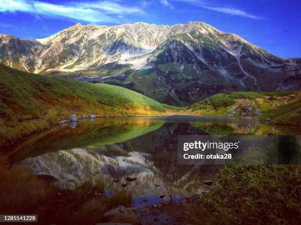 refre of tateyama with snow - toyama prefecture stock pictures, royalty-free photos & images