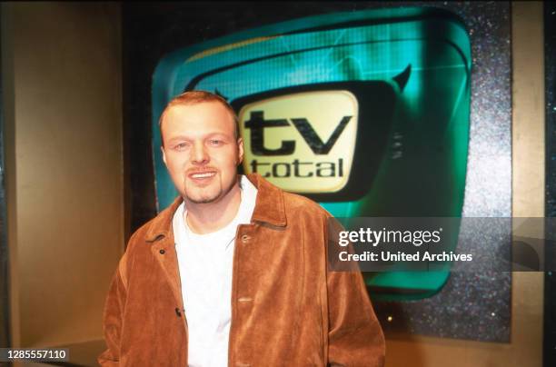 Stefan Raab stellt seine neue Show "TV Total" beim Sender Pro7 vor, Köln Mülheim, Deutschland 1999.