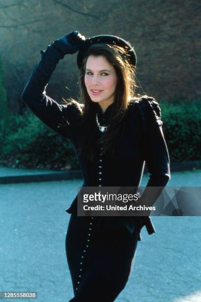 Die Spielbude, Unterhaltungsshow, Deutschland 1982 - 1989, Gaststar: amerikanische Sängerin Bonnie Bianco.