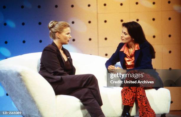 Parlazzo, Medienshow, Deutschland 1991 - 1998, Sendung vom 6. Oktober 1997, Gaststar Veronica Ferres im Gespräch mit Anne Will.