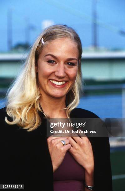 Tödlicher Dating Service, Fernsehfilm, Deutschland 1999, bts-Shooting mit der Darstellerin Janine Kunze.