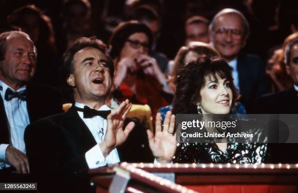 Stars in der Manege, Zirkus-Show aus München, Deutschland 1989, mit dabei: Kurt und Paola Felix im Publikum.