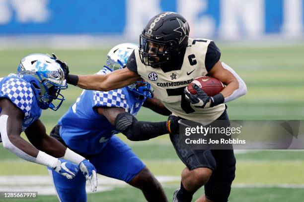 Cam Johnson of the Vanderbilt Commodores runs after a reception against the Kentucky Wildcats in the second quarter of the game at Kroger Field on...