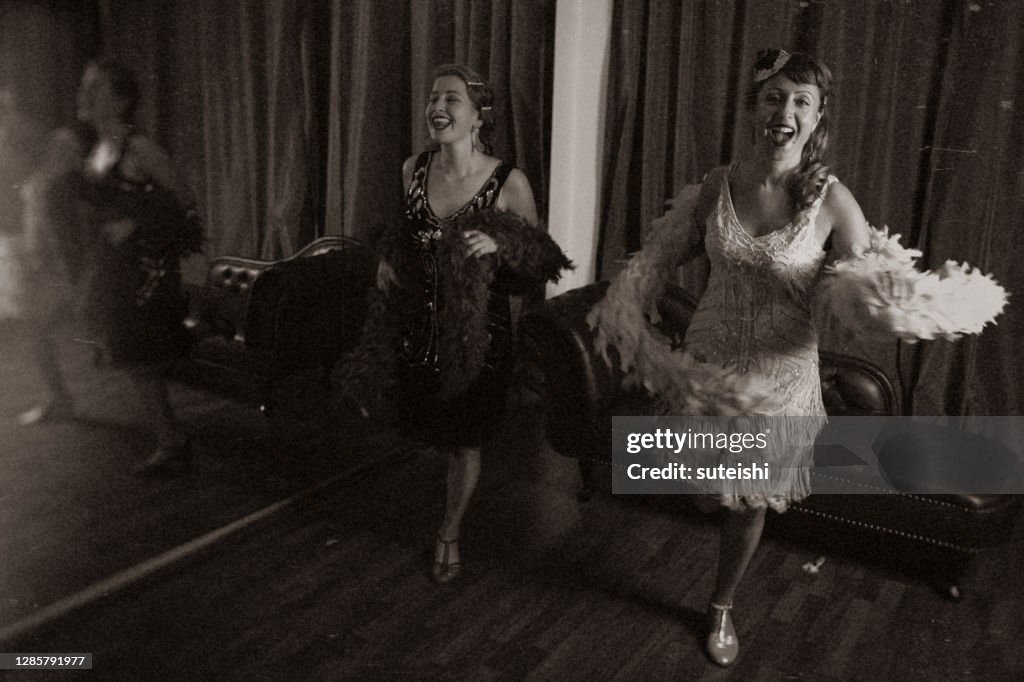 The dancers of the roaring twenties