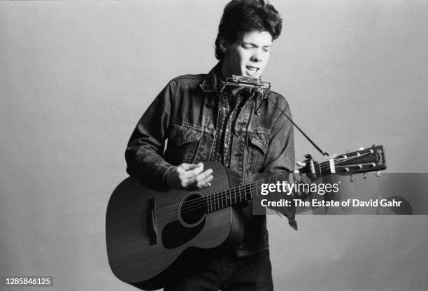 American singer songwriter and musician Steve Forbert poses for a portrait on April 27, 1978 in New York City, New York. Steve Forbert, from...