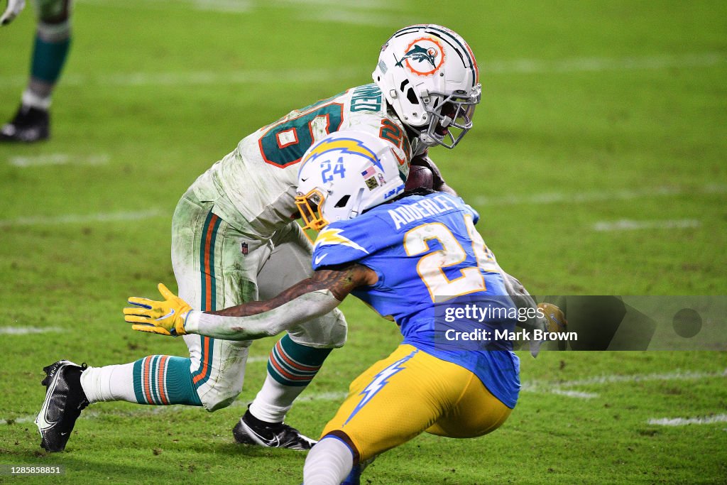Los Angeles Chargers v Miami Dolphins