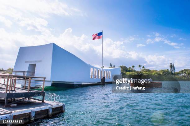 sitios históricos de uss arizona, pearl harbor en honolulu, hawái, estados unidos - pearl harbor fotografías e imágenes de stock