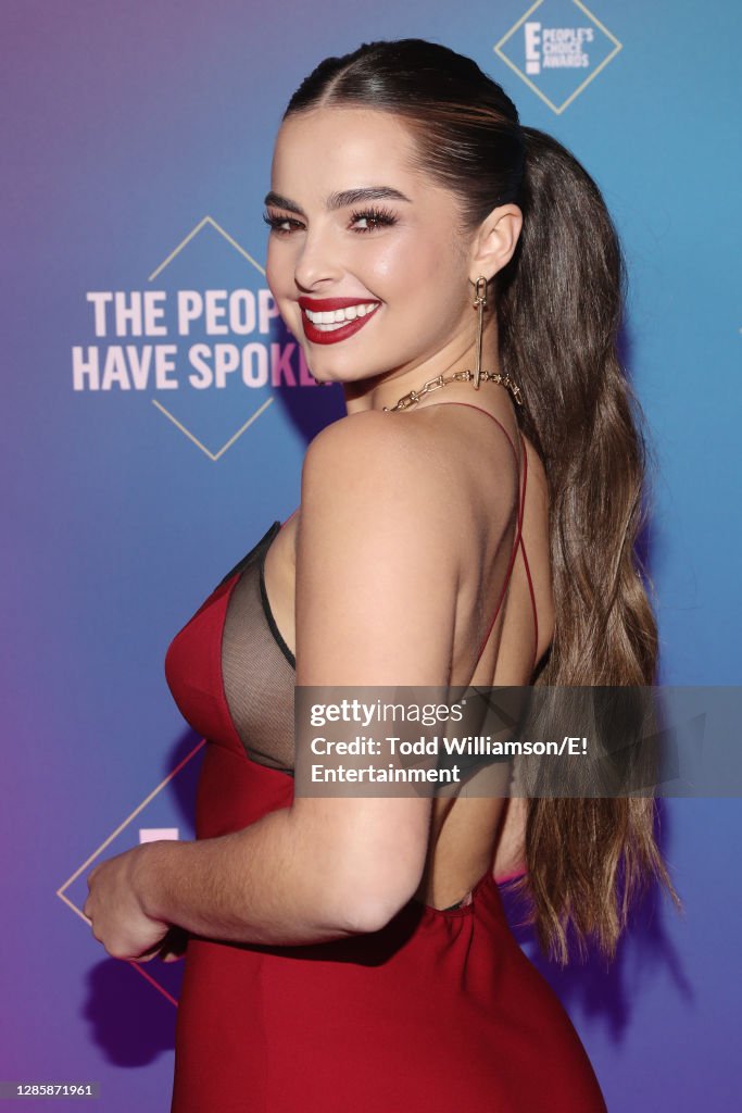 2020 E! People's Choice Awards - Backstage