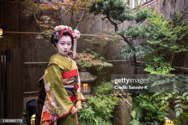 High Ranking Geisha 264 Geisha Training Stock Photos, High-Res Pictures, and Images - Getty ...