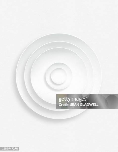 white paper circles - 3d pattern black and white stockfoto's en -beelden