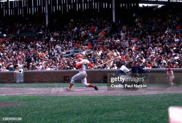 Johnny Bench of the Cincinnati Reds on May 12, 1974 at Wrigley Field in Chicago, Il.