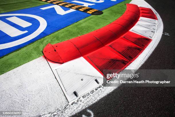Corner Apex Racing Curbs Racing Photos and Premium High Res Pictures - Getty Images