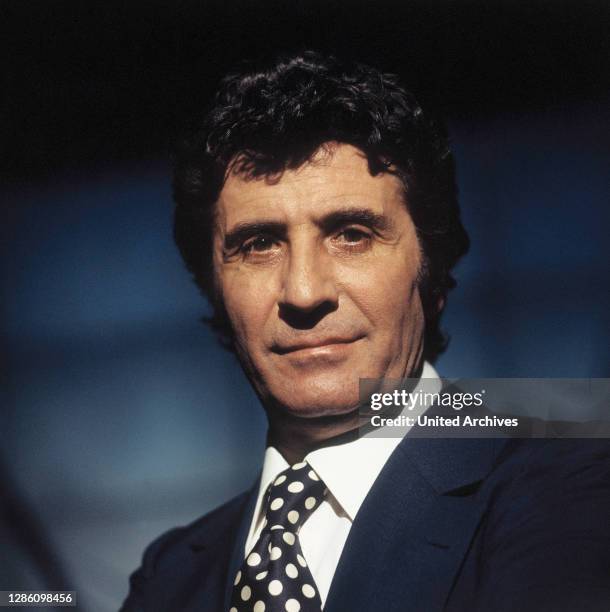 Becaud Gilbert Photos And Premium High Res Pictures Getty Images becaud-gilbert-photos-and-premium-high-res-pictures-getty-images