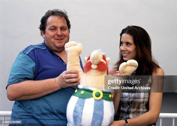 Die Synchronstimmen von Obelix: OTTFRIED FISCHER und Hatschi: KRISTIANE BACKER, 'Asterix in Amerika',1994.